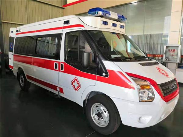 南城县福特V362救护车